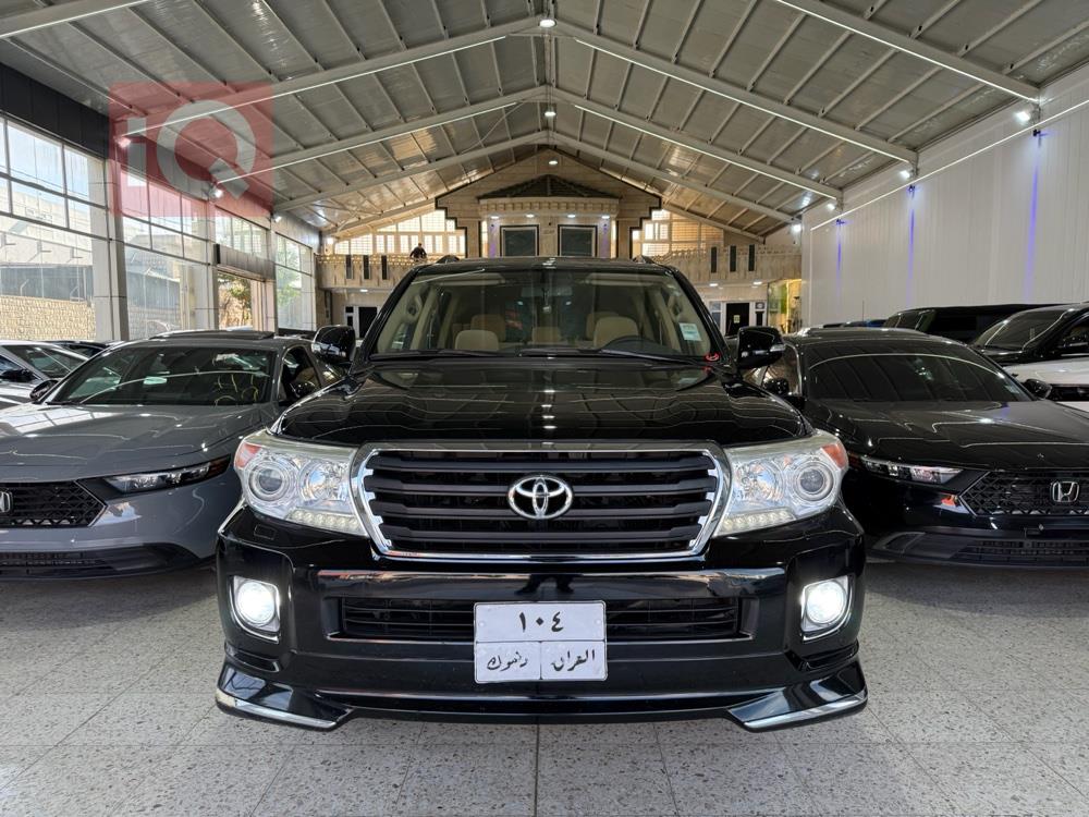 تويوتا لاندكروزر